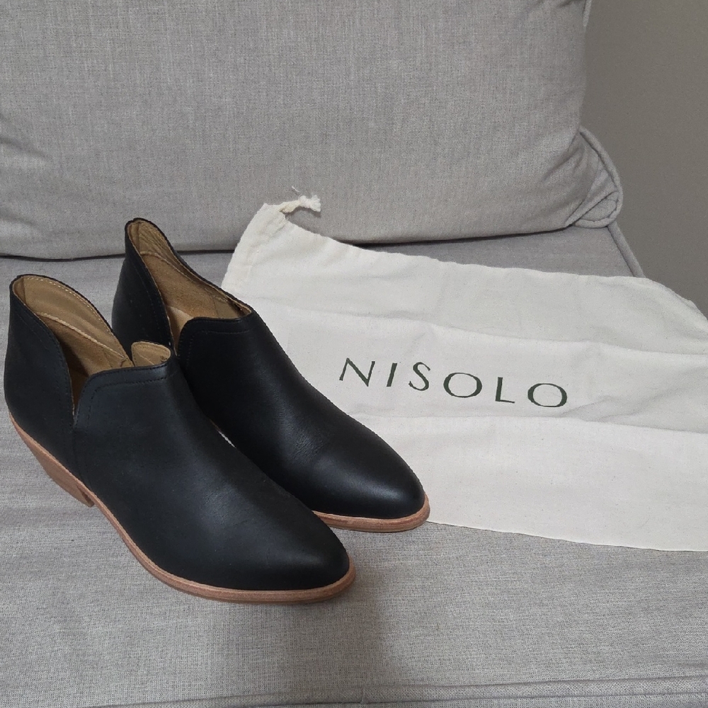 Nisolo Black Leather Ankle Booties
